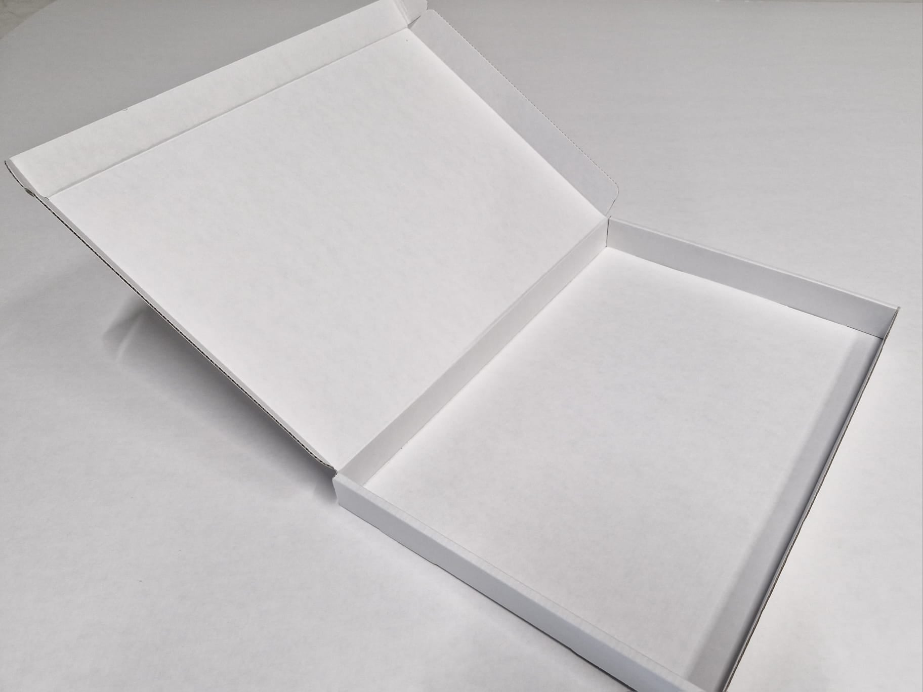 0427 Verzenddoos A4 (310×220×28 mm)